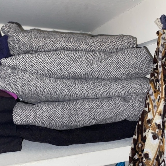 Lululemon Herringbone Leggings - Picture 4 of 16